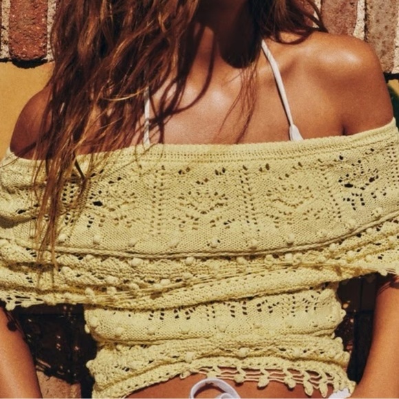 Zara Lemon Off-Shoulder Sweater - Picture 1 of 5